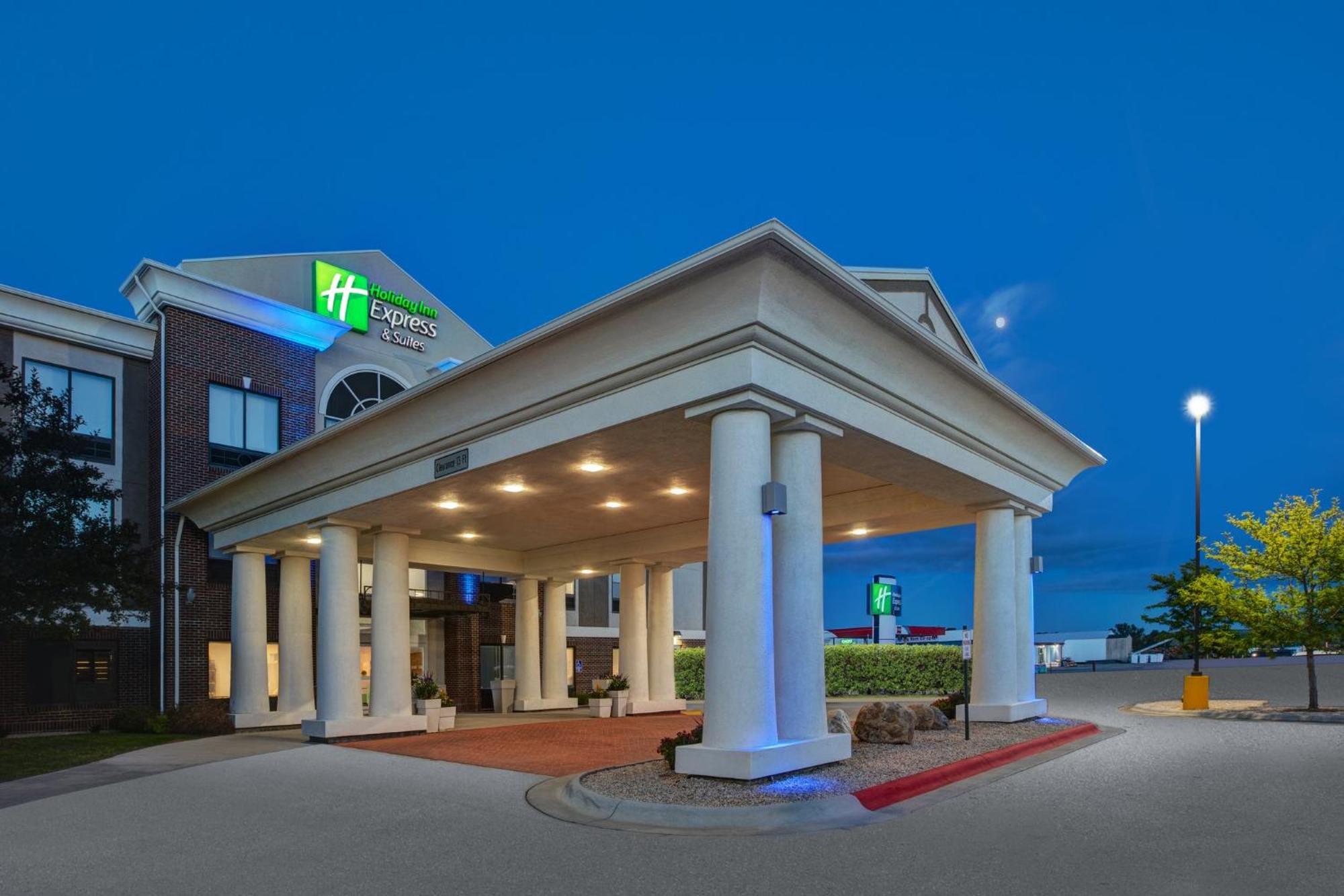 Holiday Inn Express & Suites Buffalo, An Ihg Hotel Eksteriør bilde